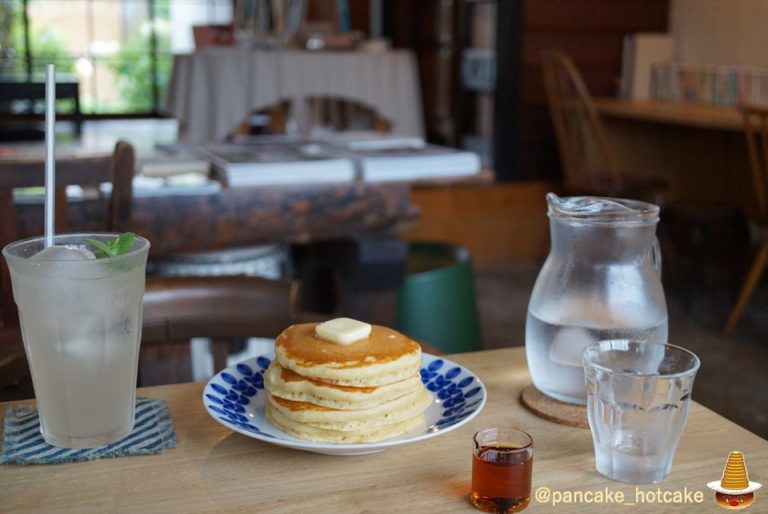 静かな落ち着いたブックカフェ ミジンコブンコのパンケーキは絶品だった 奈良 近鉄奈良 美味しいパンケーキ ホットケーキを食べに行こう パンケーキマン
