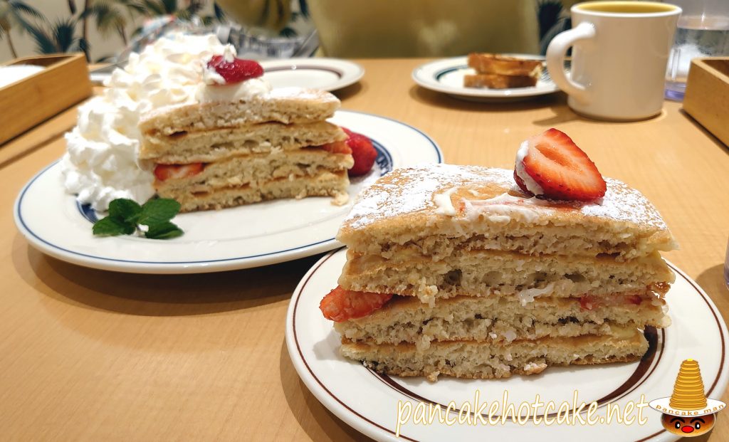 【期間限定】いちごのミルフィーユパンケーキ（Millefeuille Pancakes）　￥1580円（税別）