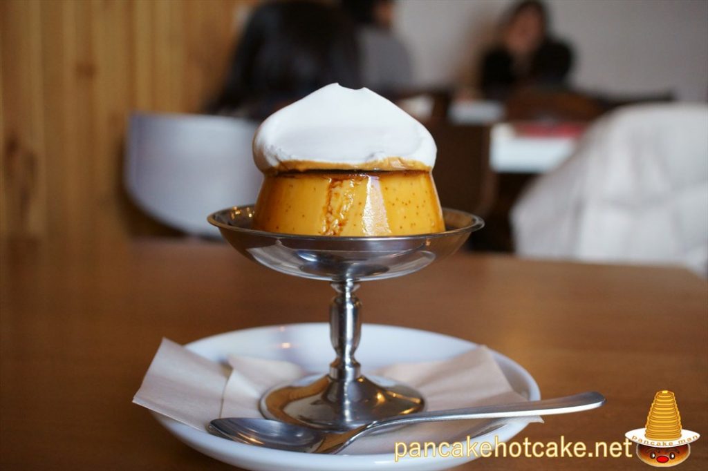 食べた物：Traditional Pudding（トラディショナル プリン）　￥500円