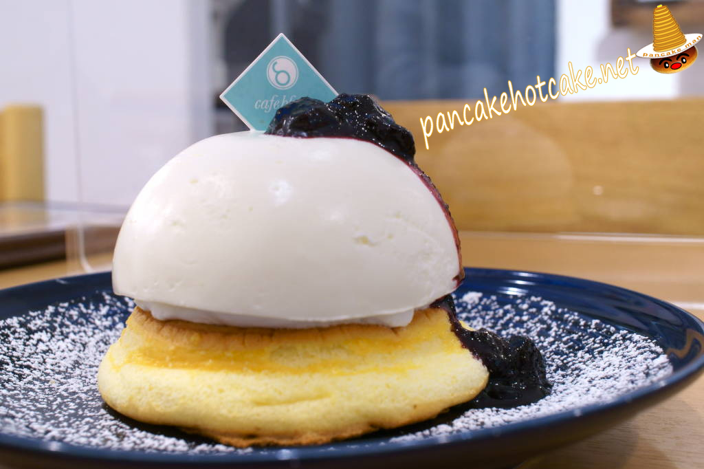 プレミアム レアチーズ パンケーキ（Premium Rare Cheese Pancake）カフェ ブロウ（大阪、和泉府中）