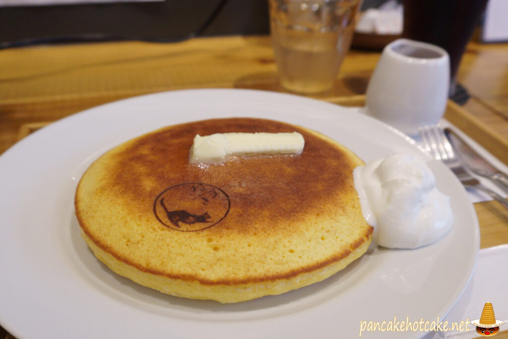 絶品で厚焼き大きなホットケーキ ねこづき（東京 錦糸町）