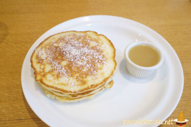 カリサクフワジュワーの超絶品パンケーキとポテトのパンケーキ クリントン・ストリート｜東京 青山（表参道駅）