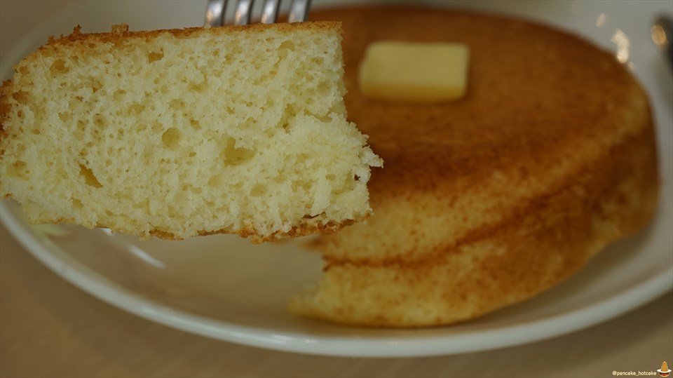 厚さ3.5cm 直径14cmのフワフワなパンケーキ♪ラ・クープ(Pain Cake Cafe LA COUPE)（三重/松阪）パンケーキマン