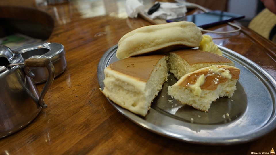 昭和な喫茶店で大きい分厚い独特なホットケーキやで♪コーヒーショップ ダイヤ（大阪/福島）パンケーキマン