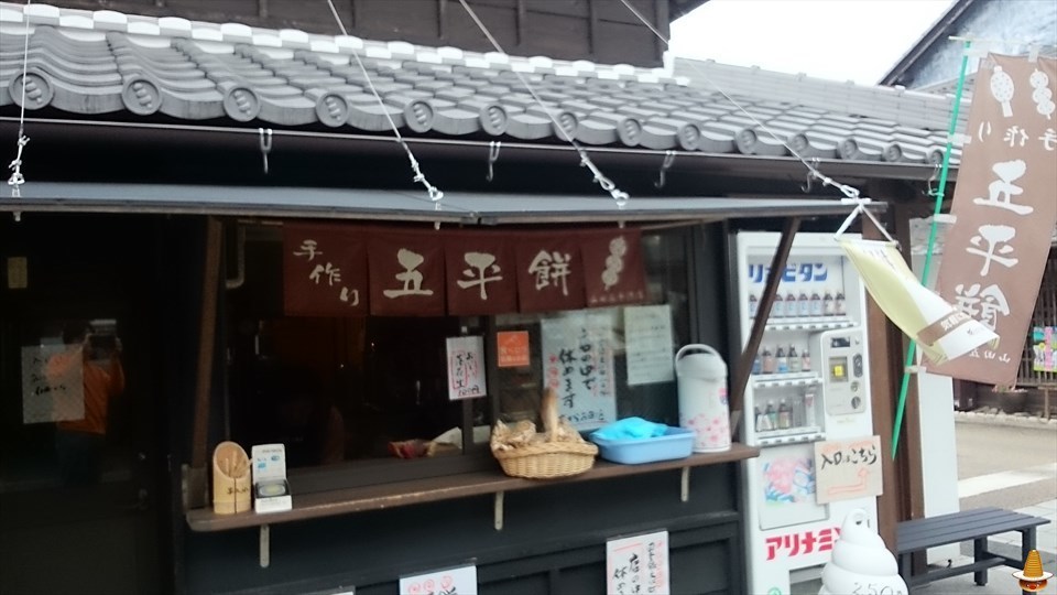 バターたっぷりで焼いたフワサク系パンケーキYR CAFE（ワイアールカフェ）(愛知/犬山）パンケーキマン