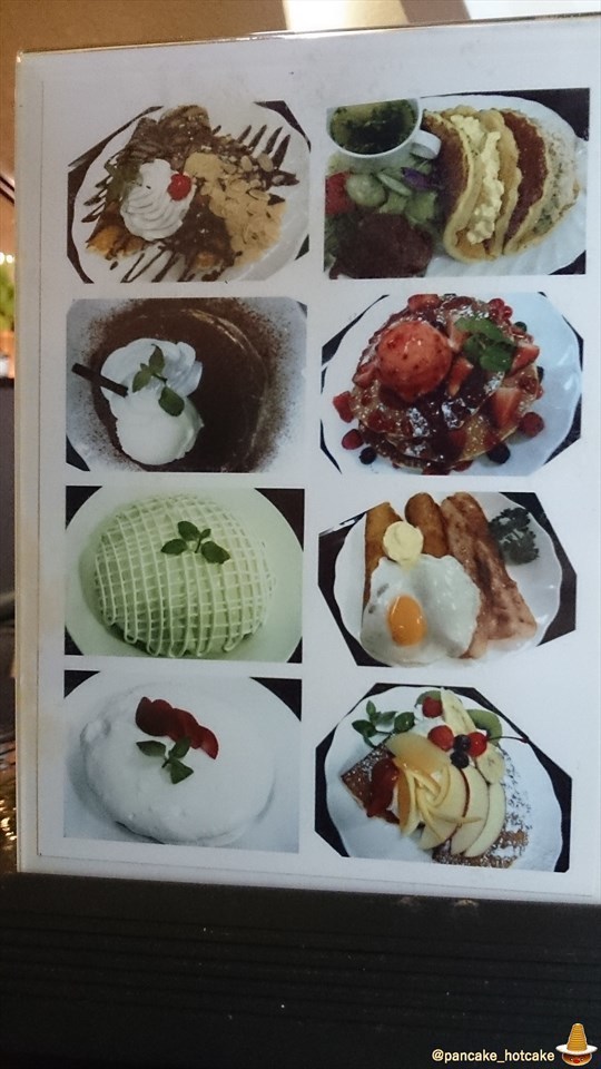 見た目も丸ごとメロンな美しいパンケーキ♪昭和レトロな カフェ ブリッヂ（東京/西銀座デパート）パンケーキマン