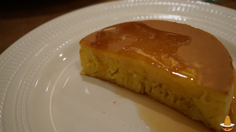 ザティー（ムレスナ）イタリア塩が美味しい究極のホットケーキ（大阪/西梅田）パンケーキマン