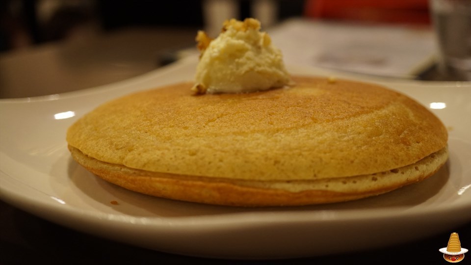 バタークリームパンケーキ　カフェレストランR（アール）（大阪/阪急茨木）パンケーキマン