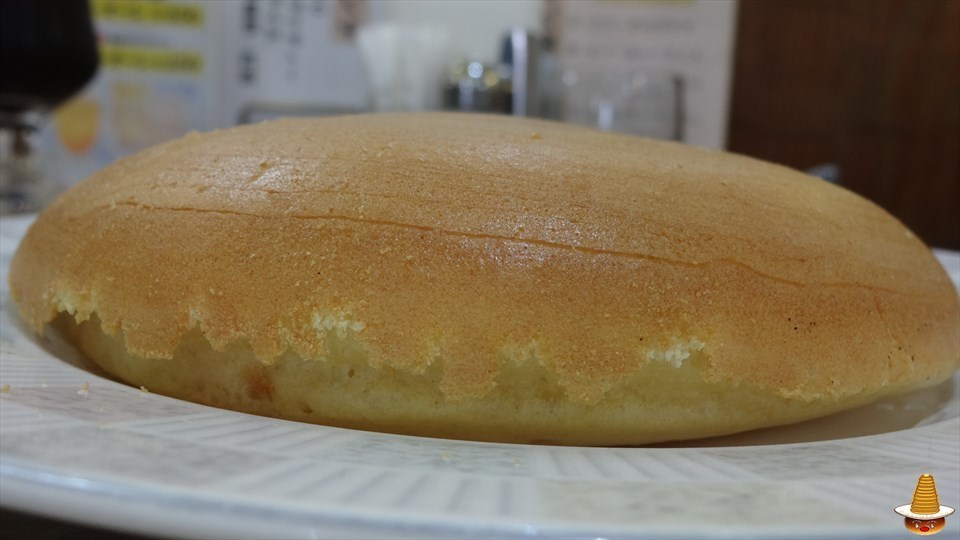 駒川商店街にある喫茶店MIOのホットケーキは厚焼きモチモチ♪（大阪/針中野）パンケーキマン