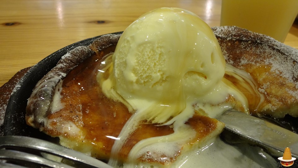 ダッチベベイビー：アイスクリーム&メープルシロップ　森のカフェ（近鉄奈良）　パンケーキマン