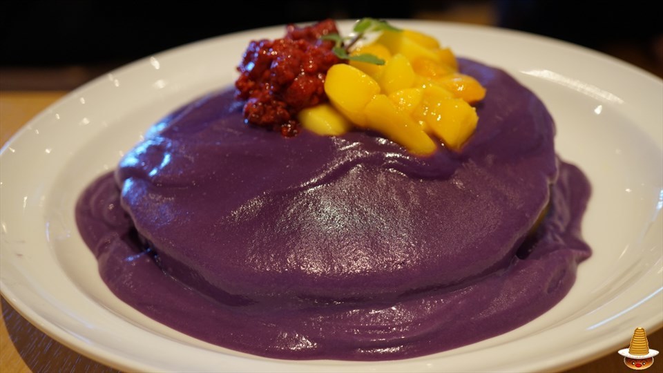 ハロウィン限定 紫芋のパンケーキが激ウマ♪エッグスンシングスUSJ前（大阪/ユニバサルシティ）パンケーキマン