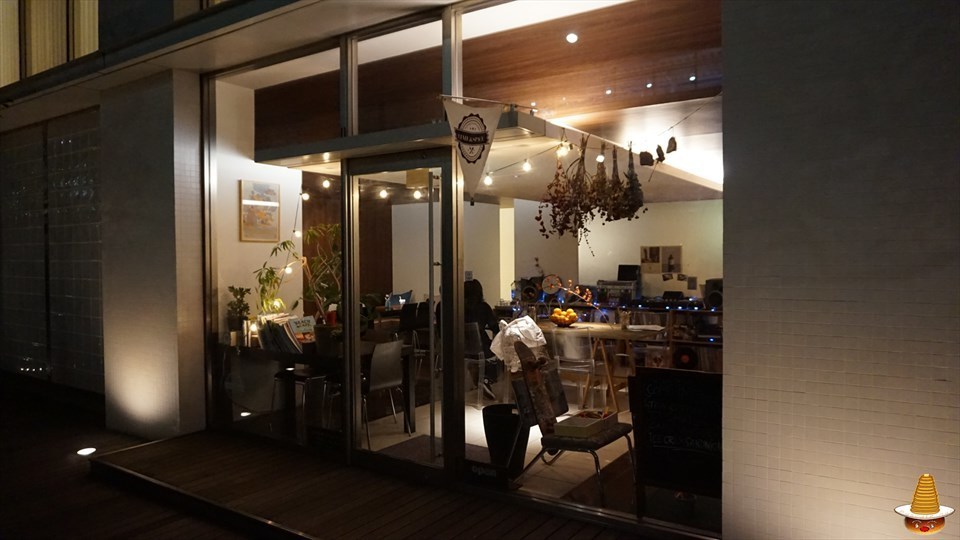 隠れ家的カフェで美味しいふわふわサクサクのパンケーキ Time&Space（タイム&スペース）（東京/二子玉川）