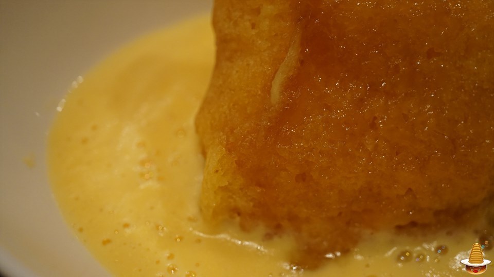 英国のパンケーキの1つ 美味しいクランペットを食べよう♪トリントンティールーム（大阪/谷町六丁目）パンケーキマン
